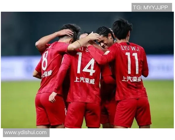 2019年中超精彩对决上港与苏宁的巅峰较量回顾与分析